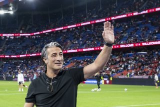 Murat Yakin a apprécié la prestation de ses joueurs lors du premier match des qualifications pour la Coupe du monde 2026. KEYSTONE/GEORGIOS KEFALAS